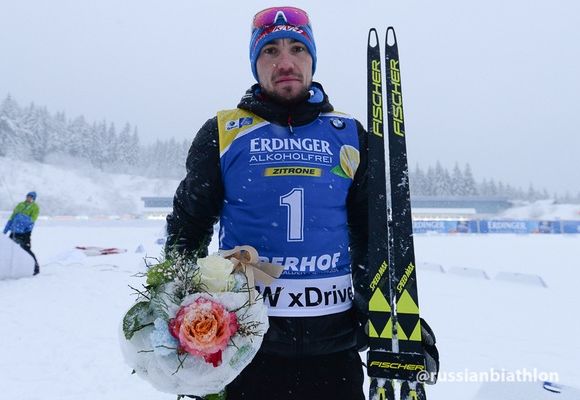 Бё одержал победу на КМ по биатлону и заговорил по-русски