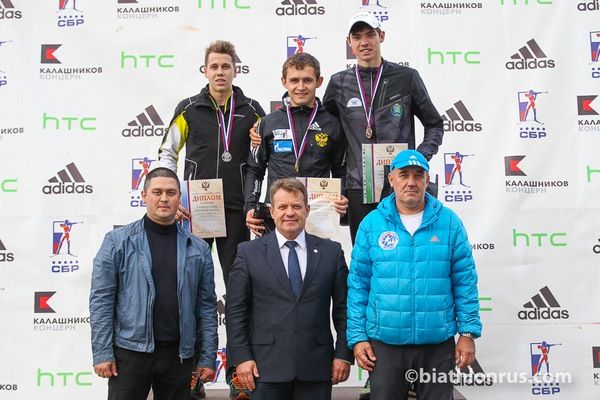 Награждение по итогам индивидуальной гонки на ПР в Ижевске.